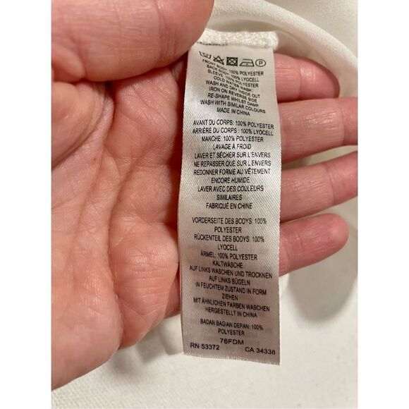 NWOT French Connection Ruffle Blouse Size M - Picture 8 of 8